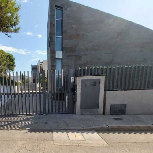 Cerramiento automático para chalet